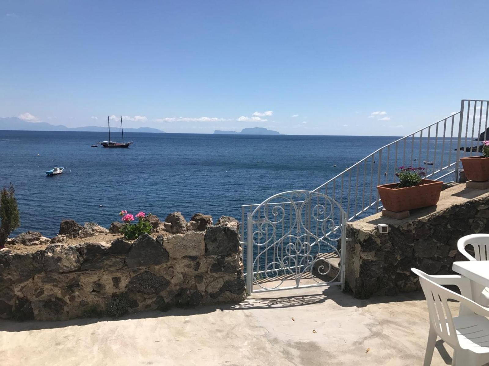 Hotel Villa Antonio Ischia Rum bild