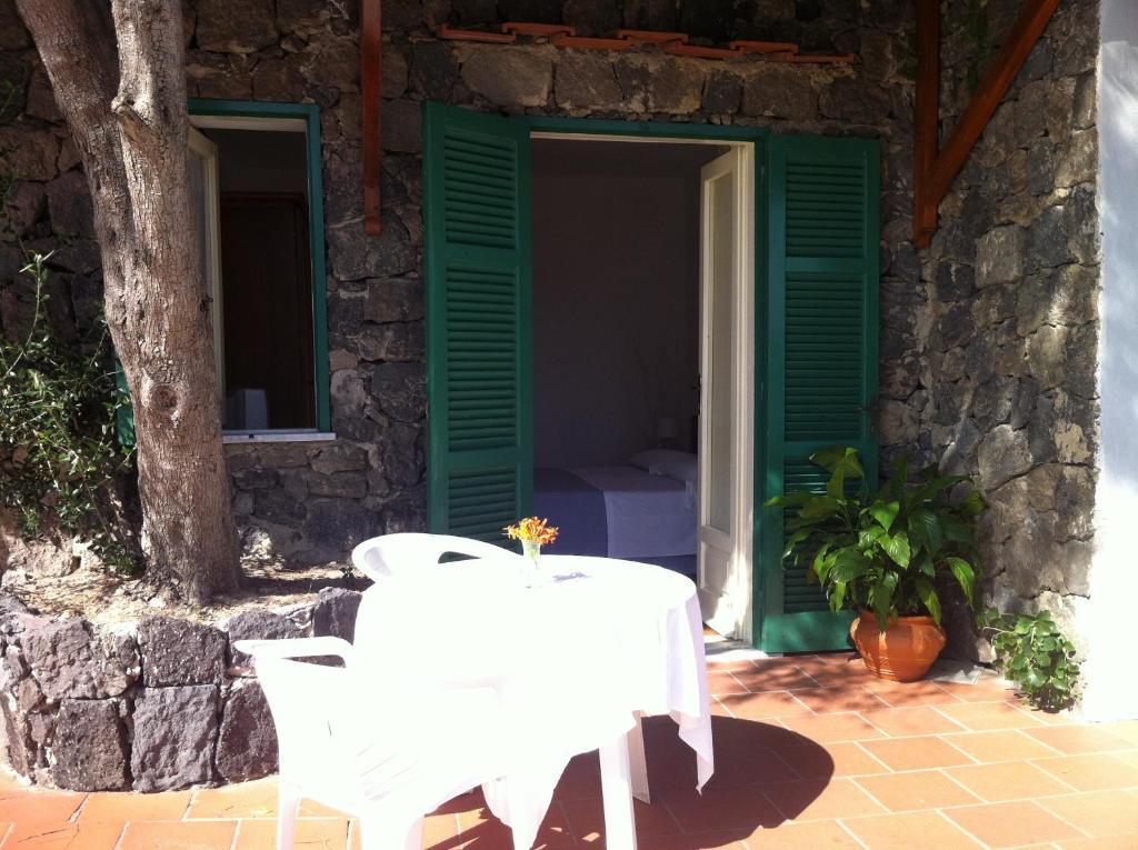 Hotel Villa Antonio Ischia Rum bild